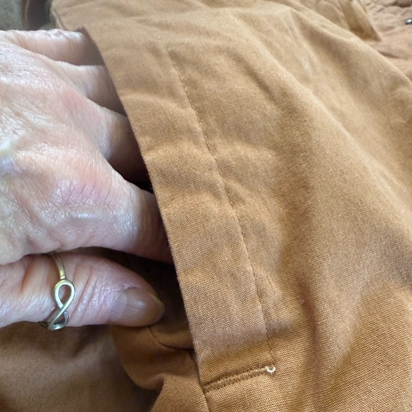 Men’s open Trail tan full quilted jacket with front snaps & hood. Size Medium - Picture 9 of 9